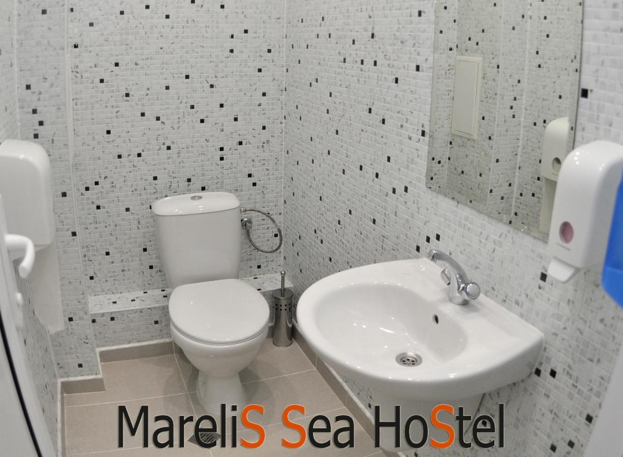 Marelis Sea Hostel Varna Bagian luar foto