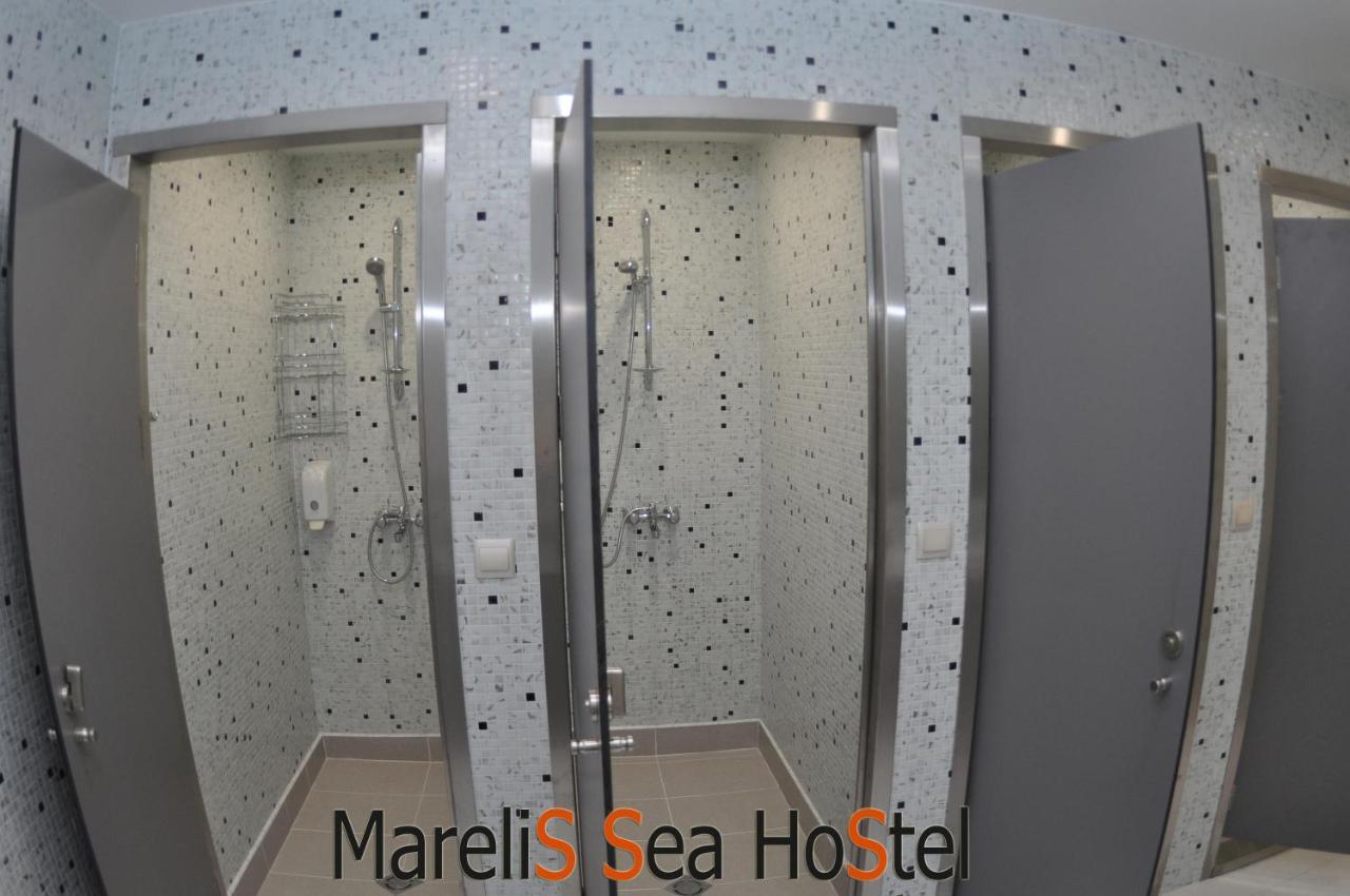 Marelis Sea Hostel Varna Bagian luar foto